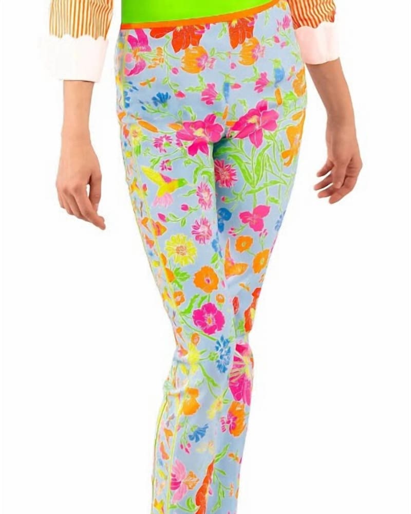 Front of a model wearing a size XL Gripeless Pull On Pants Birds & The Bees In Periwinkle in Periwinkle by GRETCHEN SCOTT. | dia_product_style_image_id:354465